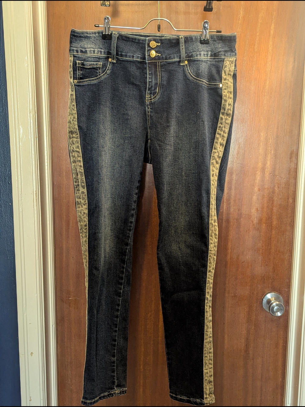 White Mark Dark Indigo Skinny Jeans with Tan Leopard Side Stripes
